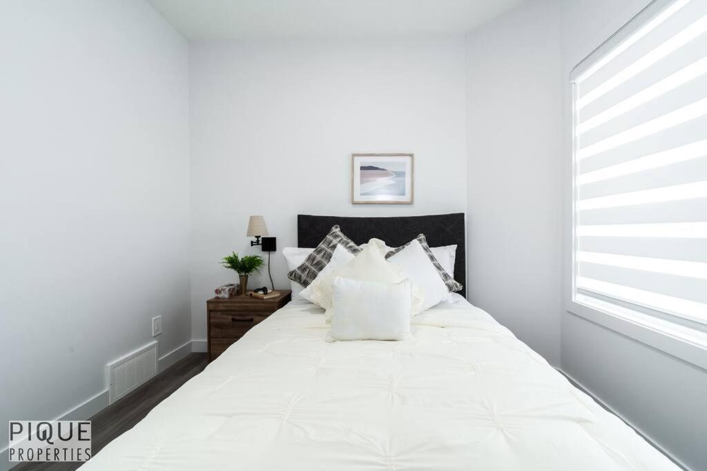 Urbanutopia*luxury Home*king Bed*patio/bbq*sleep16 Edmonton