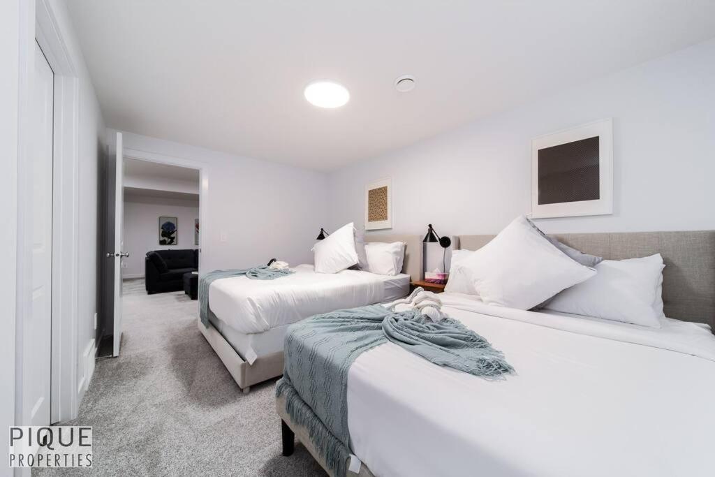 Urbanutopia*luxury Home*king Bed*patio/bbq*sleep16 * Edmonton