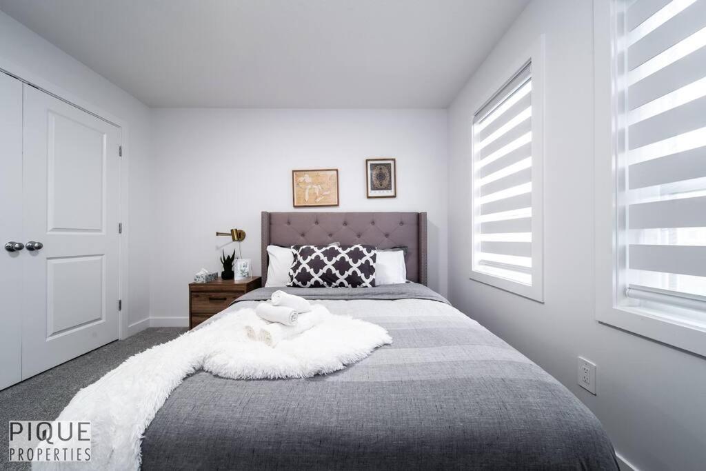 Urbanutopia*luxury Home*king Bed*patio/bbq*sleep16 Holiday home *